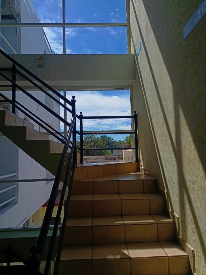 Hotel Albatros Пеніта-де-Ялтемба Екстер'єр фото