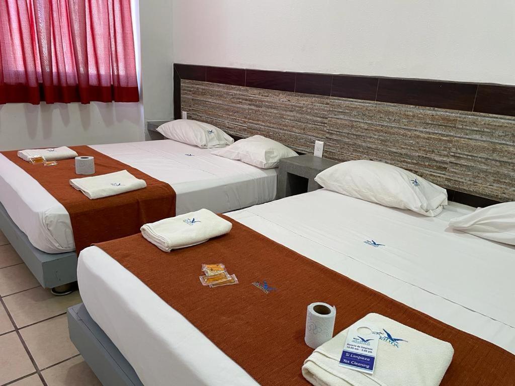 Hotel Albatros Пеніта-де-Ялтемба Екстер'єр фото
