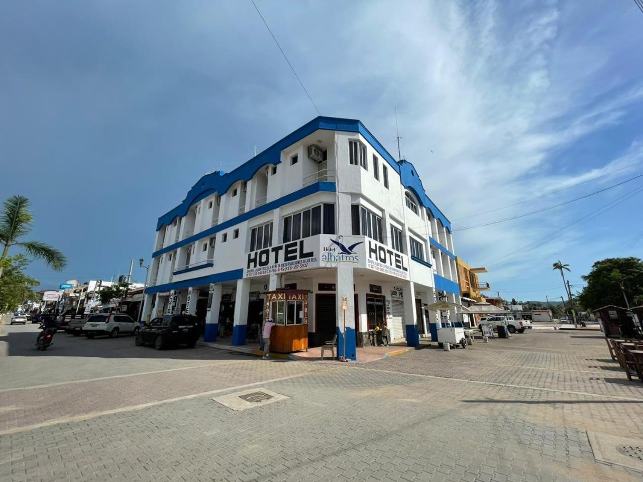Hotel Albatros Пеніта-де-Ялтемба Екстер'єр фото